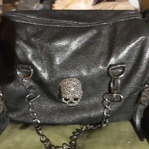 Rhinestone skull purse.